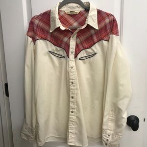 Men’s authentic vintage western pearl snap shirt